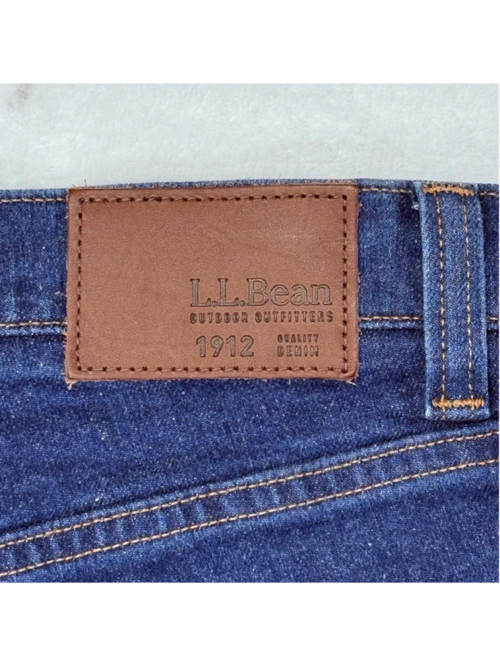 Men's LL Bean Blue Standard Fit Straight Jeans 30x32